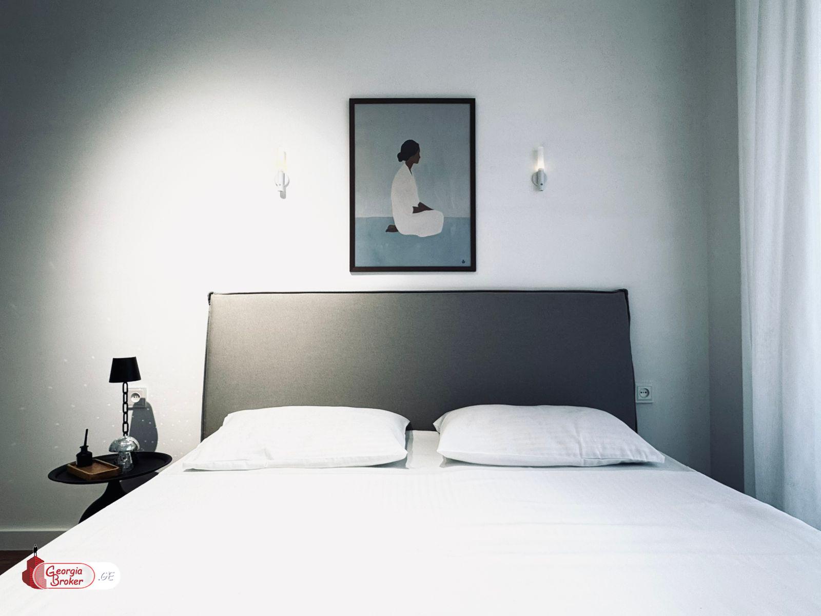 იყიდება ახალი გარემონტებული 2 ოთახიანი ბინა